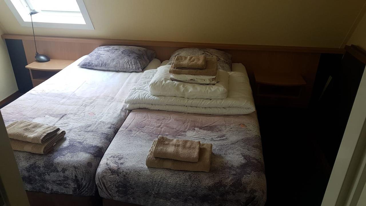 הולום Appartement Senang, Resort Amelander Kaap מראה חיצוני תמונה